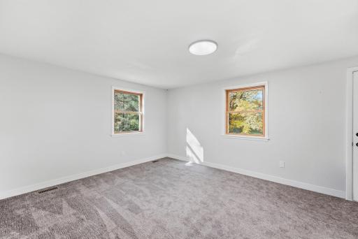 10814 Pioneer Drive SE, Milaca, MN 56353