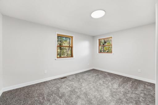 10814 Pioneer Drive SE, Milaca, MN 56353
