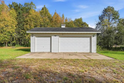 10814 Pioneer Drive SE, Milaca, MN 56353