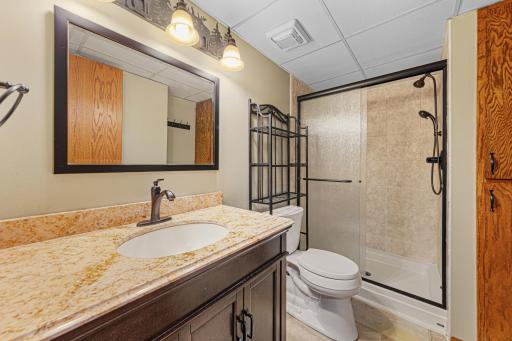 1728 Greenhaven Lane NE, Owatonna, MN 55060