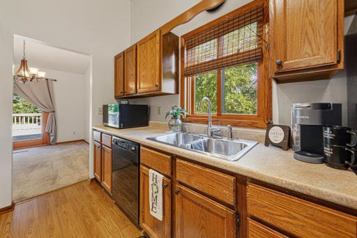 1728 Greenhaven Lane NE, Owatonna, MN 55060