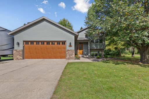 1728 Greenhaven Lane NE, Owatonna, MN 55060