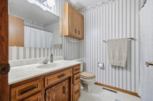 3361 16th Avenue S, 6, Fargo, ND 58103
