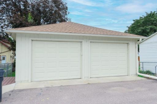 1311 N 5th Street, Mankato, MN 56001