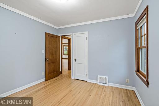 25-web-or-mls-844_Winslow_Ave_St_Paul_MN_0035.jpg