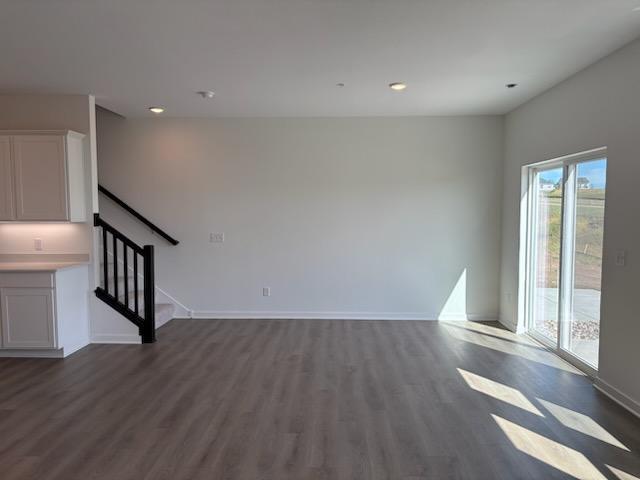 Photo's Represent Hadley Floor Plan Previously Built in Community. Room Dimensions and Locations Will Be The Same But Selections and Finishes May Vary.