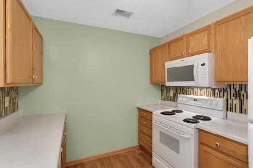 216 Emerson Avenue E, West Saint Paul, MN 55118
