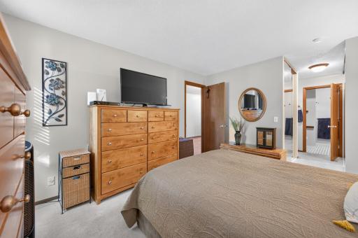 11160 Anderson Lakes Parkway, 214, Eden Prairie, MN 55344