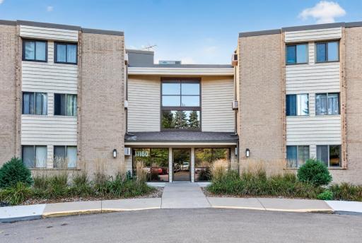 Highly desirable location - The Preserve in Eden Prairie!