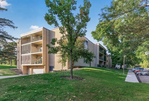 11160 Anderson Lakes Parkway, 214, Eden Prairie, MN 55344