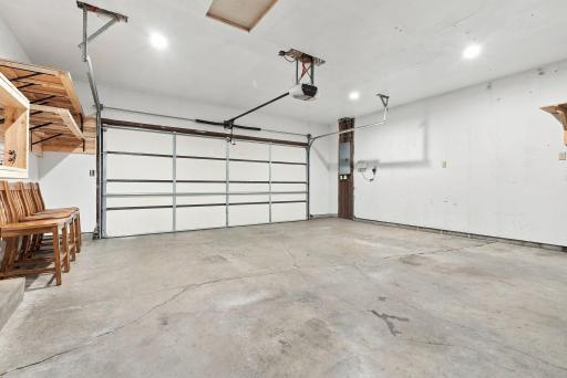 1980 Timber Wolf Trail N, Eagan, MN 55122
