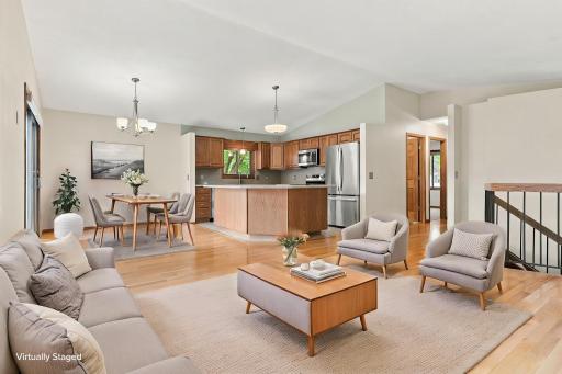 1980 Timber Wolf Trail N, Eagan, MN 55122