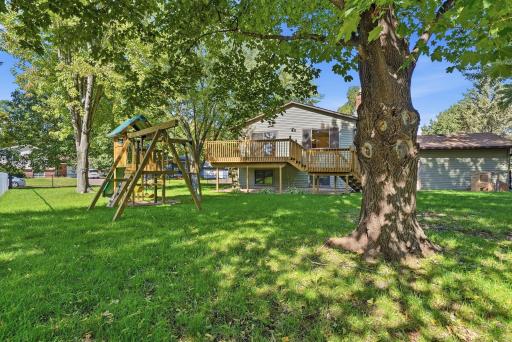 1980 Timber Wolf Trail N, Eagan, MN 55122