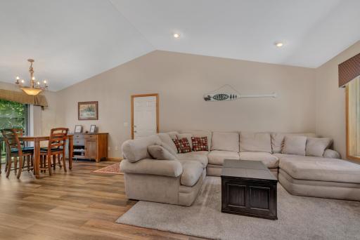 424 7th Avenue N, Sartell, MN 56377
