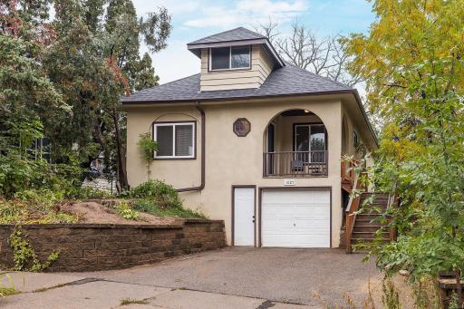 1027 5th Street E, Saint Paul, MN 55106