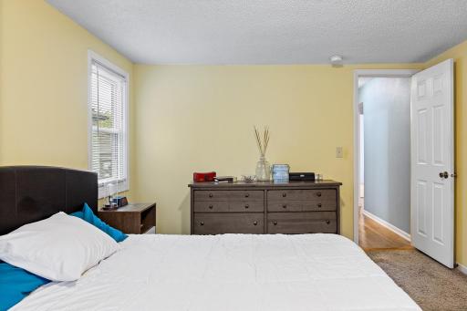 1027 5th Street E, Saint Paul, MN 55106