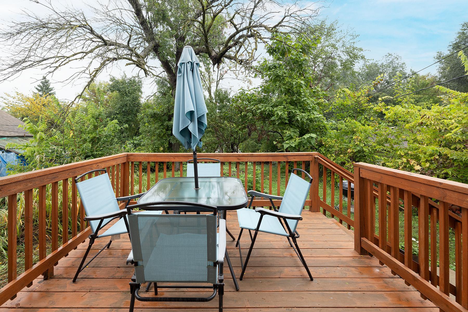 Deck