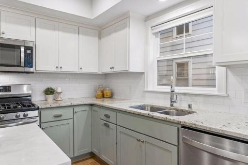 1407 Monroe St NE, Minneapolis, MN 55413