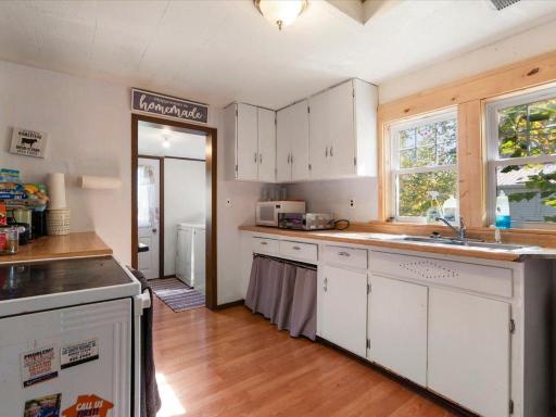 320 8th Street SE, B, Staples, MN 56479