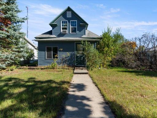 320 8th Street SE, B, Staples, MN 56479
