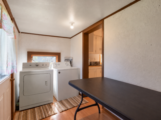 320 8th Street SE, B, Staples, MN 56479