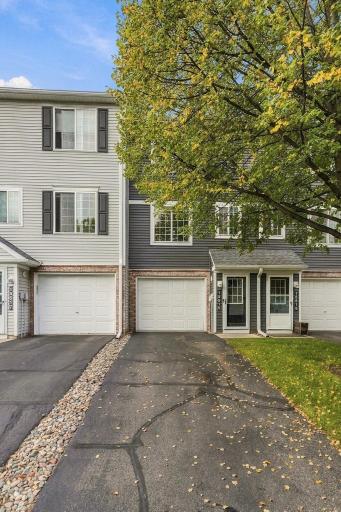 15515 Foghorn Lane, Apple Valley, MN 55124