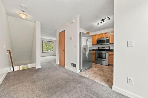 15515 Foghorn Lane, Apple Valley, MN 55124