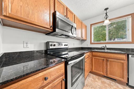 15515 Foghorn Lane, Apple Valley, MN 55124