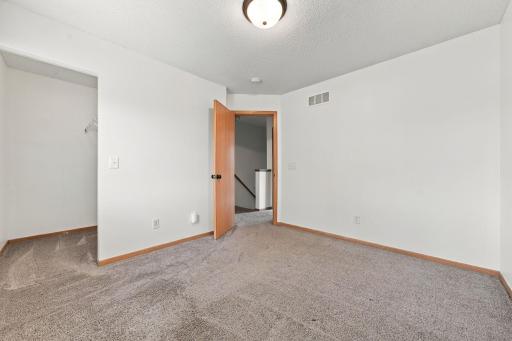 15515 Foghorn Lane, Apple Valley, MN 55124