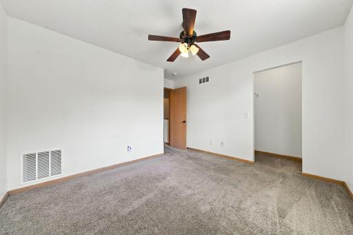 15515 Foghorn Lane, Apple Valley, MN 55124