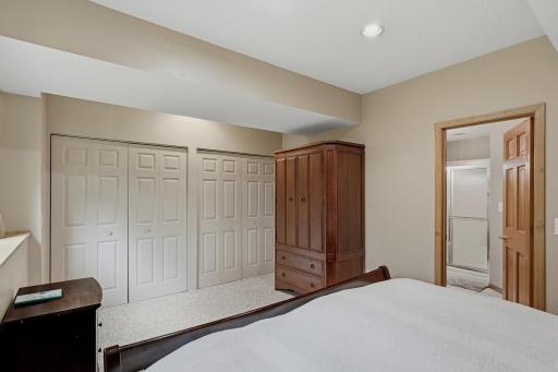 17700 Layton Path, Lakeville, MN 55044