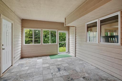17700 Layton Path, Lakeville, MN 55044
