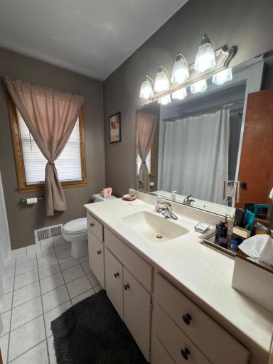 149 19th Avenue S, South Saint Paul, MN 55075