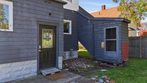 911 10th Avenue, Two Harbors, MN 55616