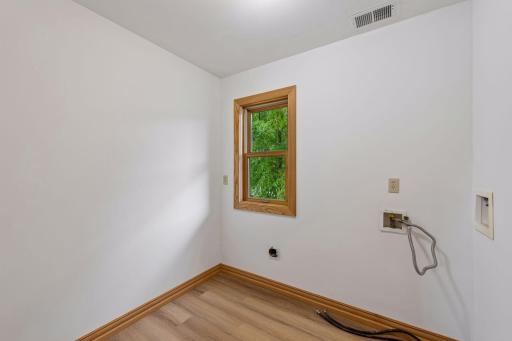 727 Northeast Madison Street - Spacecrafting - 0038.jpg
