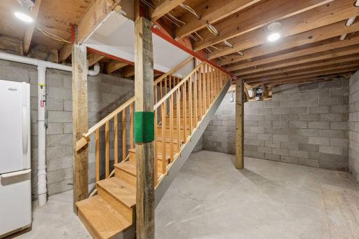 727 Northeast Madison Street - Spacecrafting - 0056.jpg
