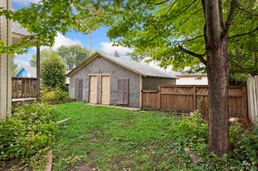 727 Madison Street NE, Minneapolis, MN 55413