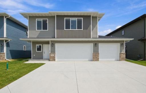 7337 Madelyn Lane S, Fargo, ND 58104