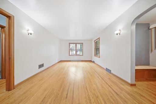 1014 5th Avenue E, Menomonie, WI 54751