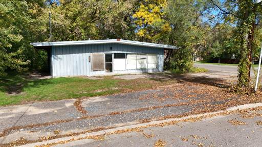 223 5th Street S, Sauk Rapids, MN 56379