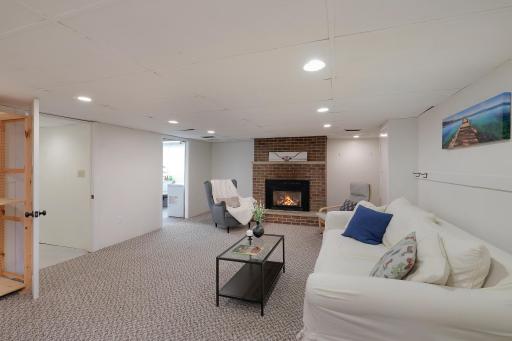 4238 Longfellow Avenue, Minneapolis, MN 55407
