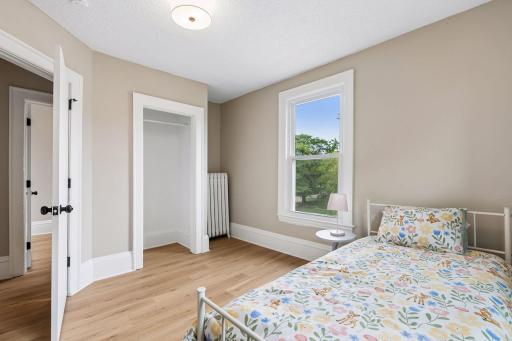 3212 Park Avenue, Minneapolis, MN 55407