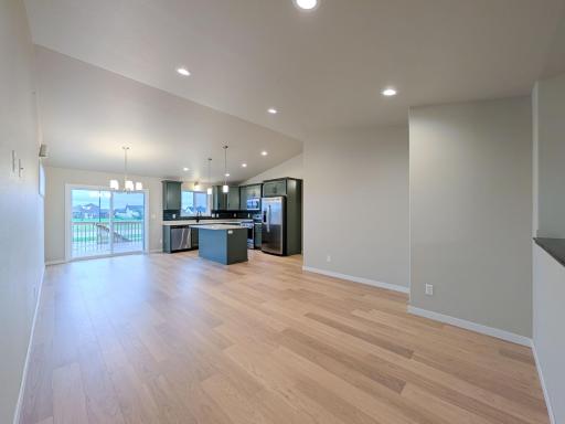 2553 FULTON Loop S, Fargo, ND 58104