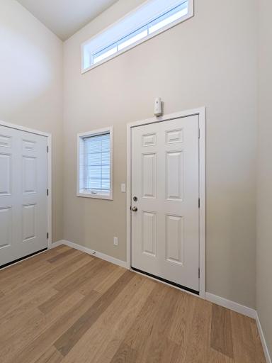 2553 FULTON Loop S, Fargo, ND 58104