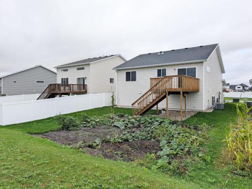 2553 FULTON Loop S, Fargo, ND 58104