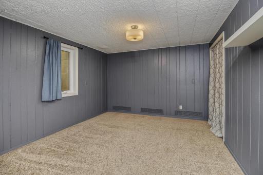 727 Tanglewood Drive, Shoreview, MN 55126