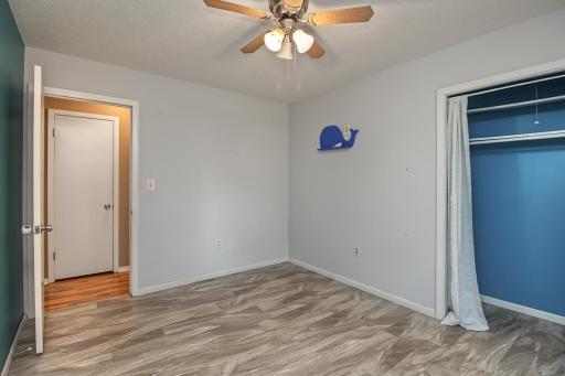 727 Tanglewood Drive, Shoreview, MN 55126