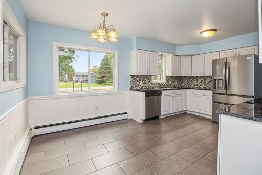 727 Tanglewood Drive, Shoreview, MN 55126