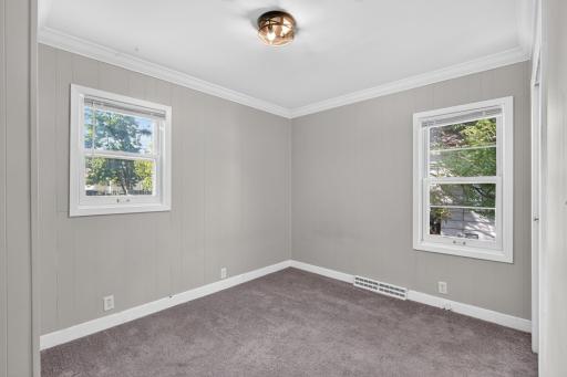 3943 Thomas Avenue N, Minneapolis, MN 55412