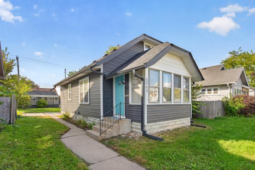 3943 Thomas Avenue N, Minneapolis, MN 55412